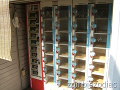 Egg and veggie vending machine